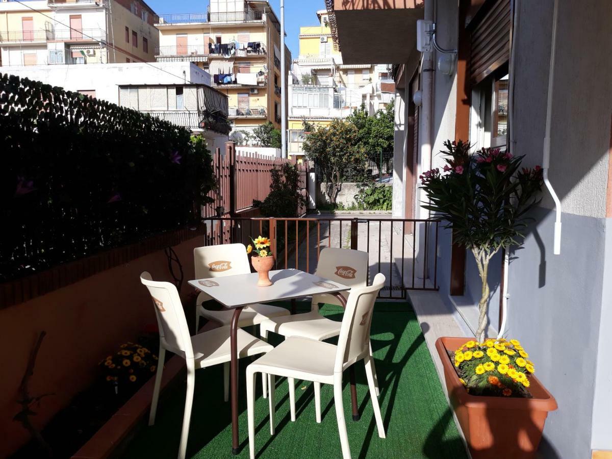 Holiday House Marlin Giardini Naxos Exterior foto