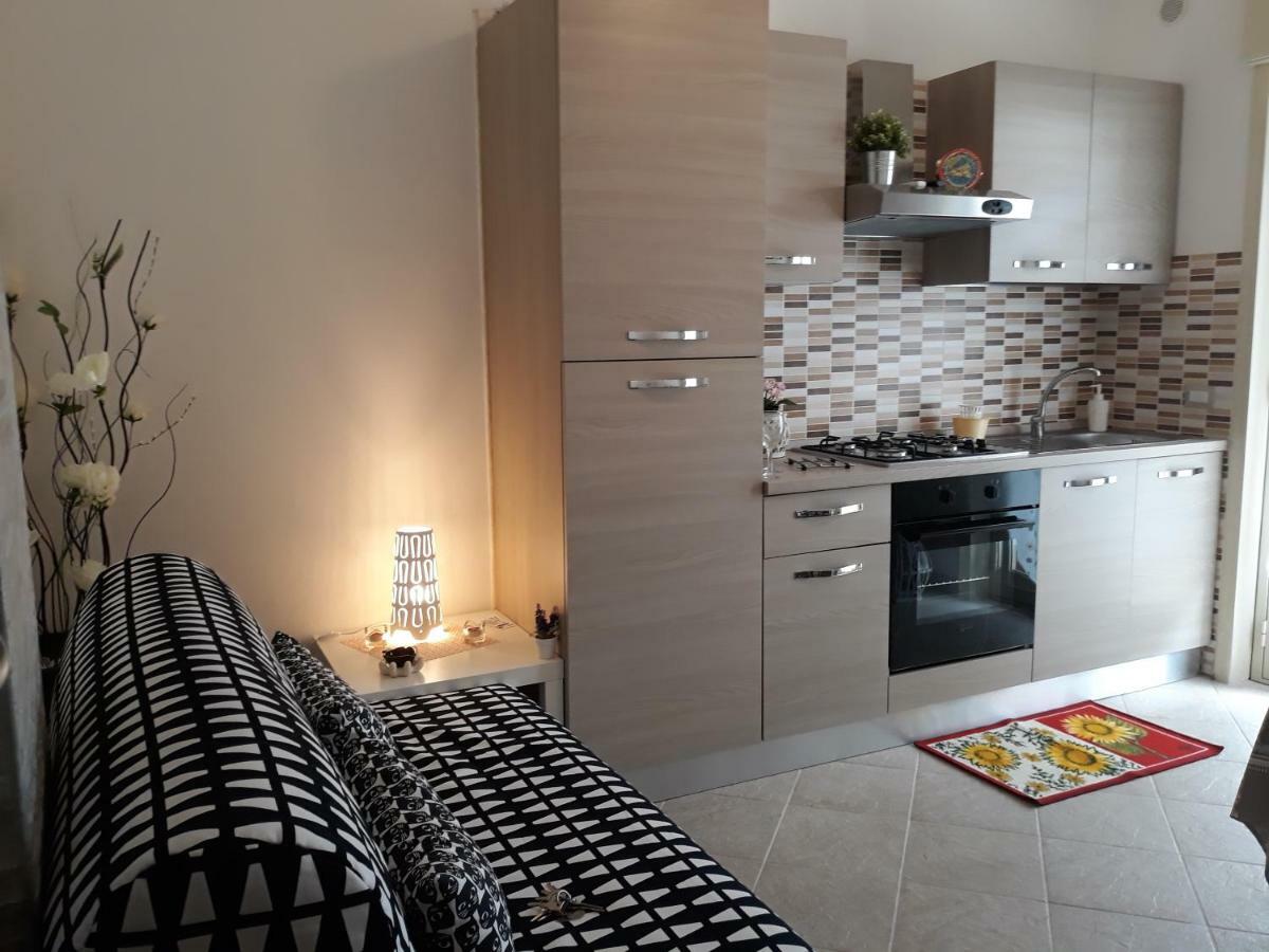 Holiday House Marlin Giardini Naxos Exterior foto